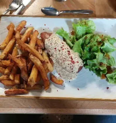 guinguette à Bazouges - image 3