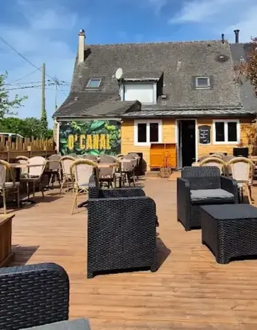 guinguette à Bazouges - image 4