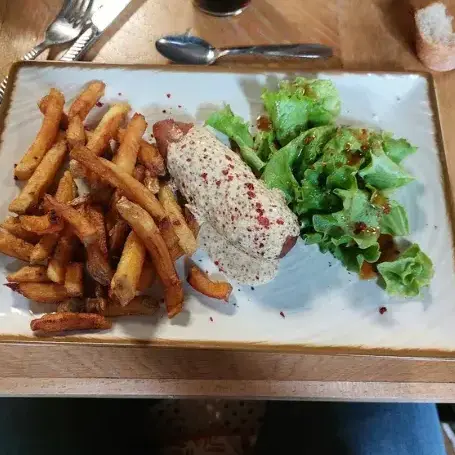restaurant au bord de l'eau à Hédé - image 3